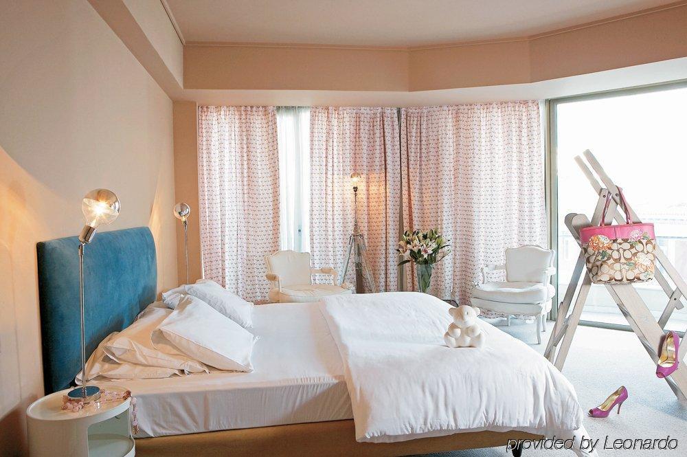 Hotel 2Fashion House Атина Стая снимка