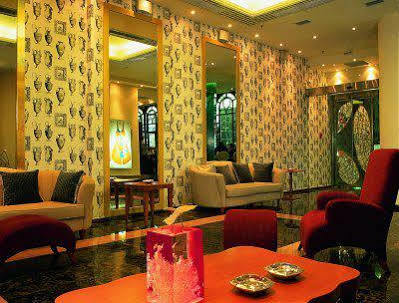 Hotel 2Fashion House Атина Екстериор снимка